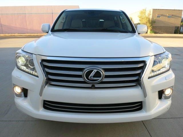 ON SALE: MY 2013 LEXUS LX 570 (GULF SPECS)