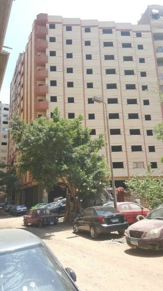 عمارة للبيع ( ارضى تجارى + 10 ادوار سكنية )