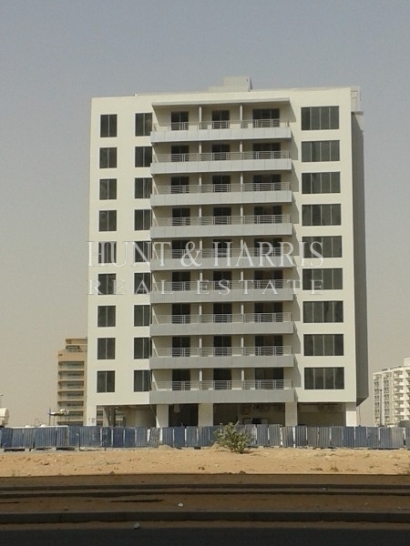 للبيع ارض سكنية في دبي مجمع دبي لاند السكني