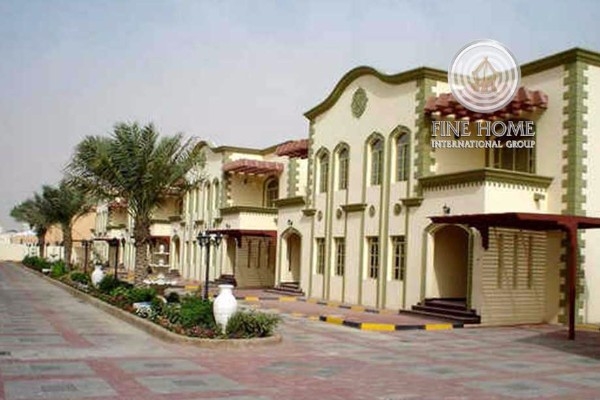 مجمع 6 فلل 36 غرفة ممتاز للبيع في مدينة محمد بن زايد ابوظبي