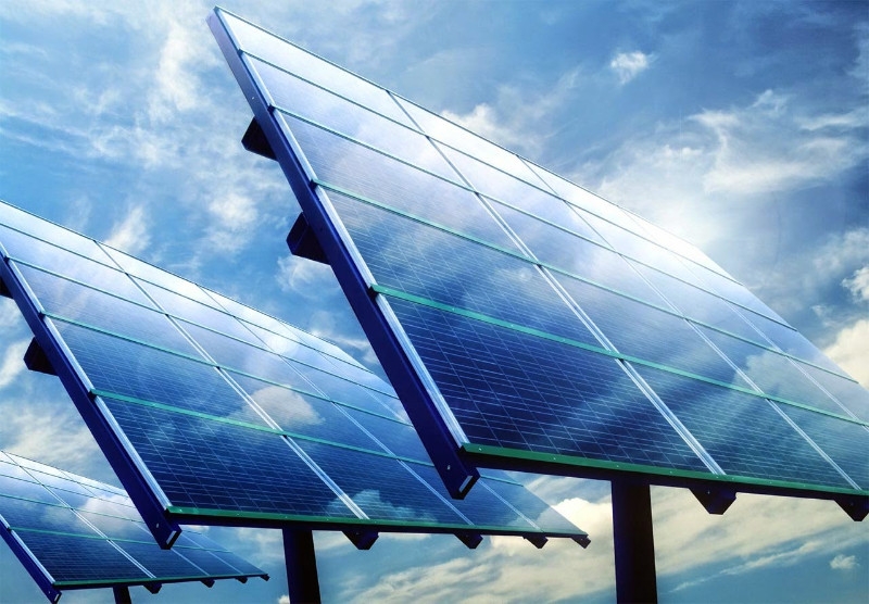  توليد كهرباء بالطاقه الشمسيه للفلات والمنازل والمصانع والاراضى الزراع