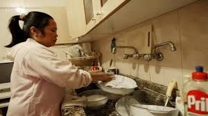 مطلوب عاملات منزلية مقيمة من جميع الجنسيات
