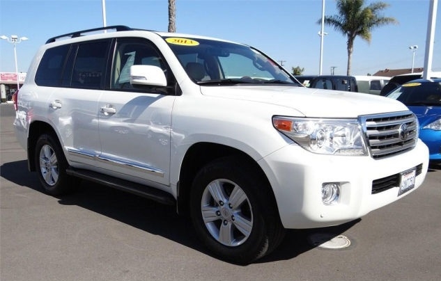  بيع2013 V8 Toyota Land Cruiser قاعدة‏