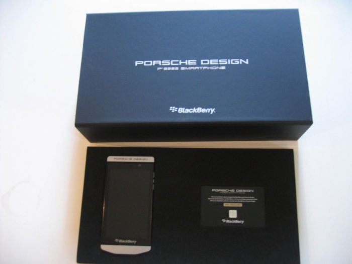 Original Brand New Blackberry Porsche P&#039;9982 With VIP PINS Unlocked