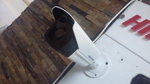كاميرات hikvision للمراقبة من شركة ibc بضمان عام 