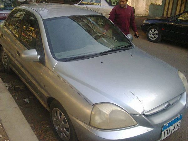 سيارة كيا ريو 2004 للتأجير باليوم أو بالشهر للأفراد أو للشركات