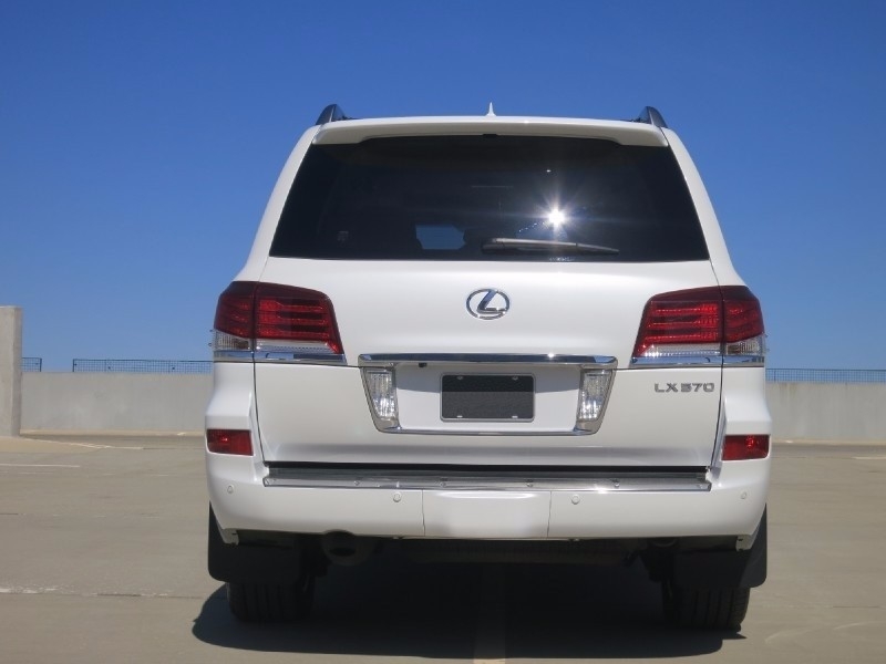 Lexus LX 570 2013 4WD for urgent sale 