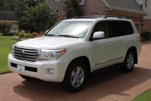 ii want to sell my 2013 Toyota Land Cruiser Base 4